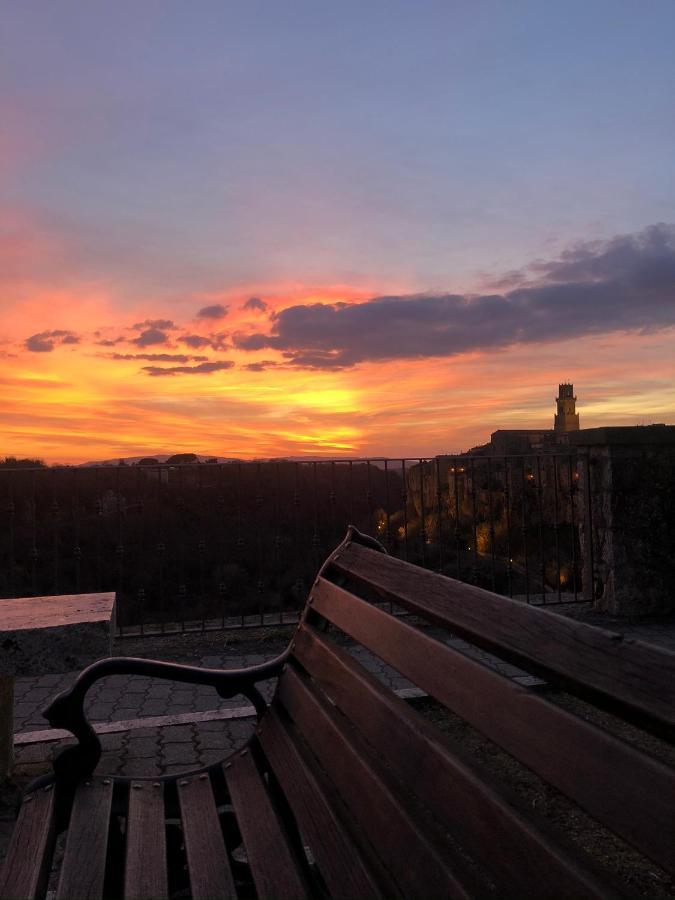 Appartamento Il Girasole Storico Pitigliano Esterno foto